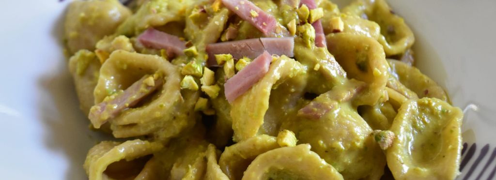 orecchiette al pistacchio caraci sicily food 