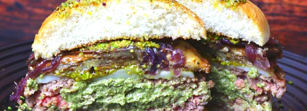 Caraci Sicily Food  Ricetta Hamburger con Pesto di Pistacchio