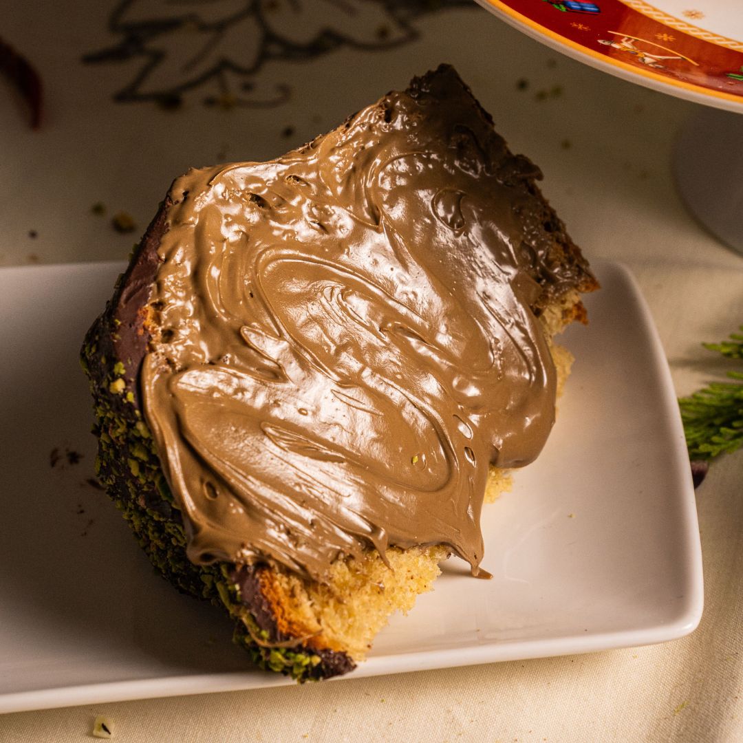 IL FONDENTE - Panettone al pistacchio di Bronte DOP e Cioccolato fondente + Crema al Pistacchio EXTRA di Bronte DOP