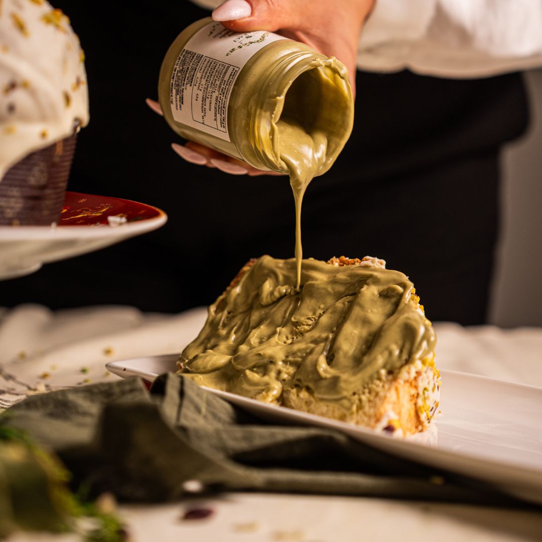 IL TRADIZIONALE - Panettone al pistacchio + vasetto di crema al pistacchio 190gr