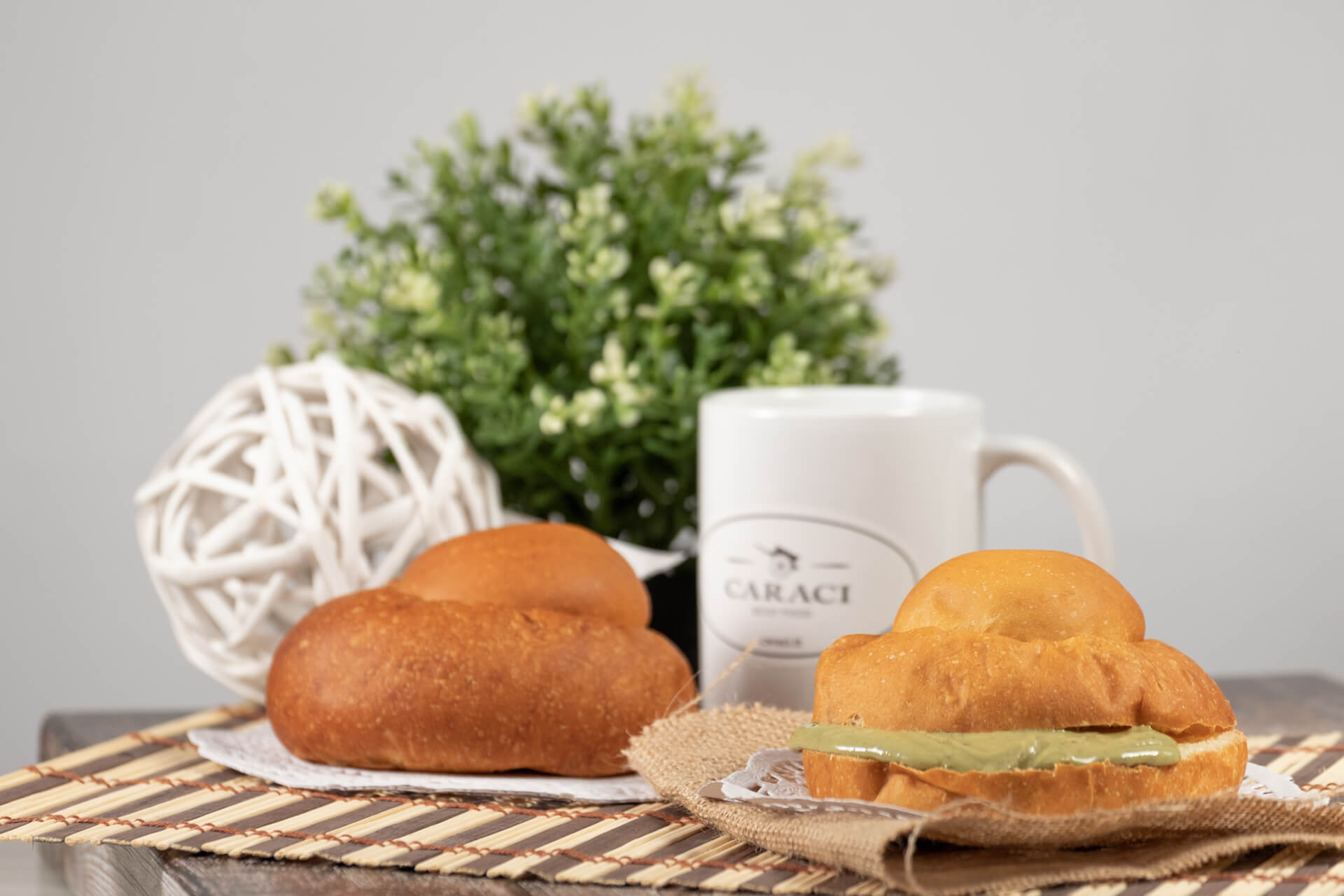 X2 Brioche siciliana col tuppo