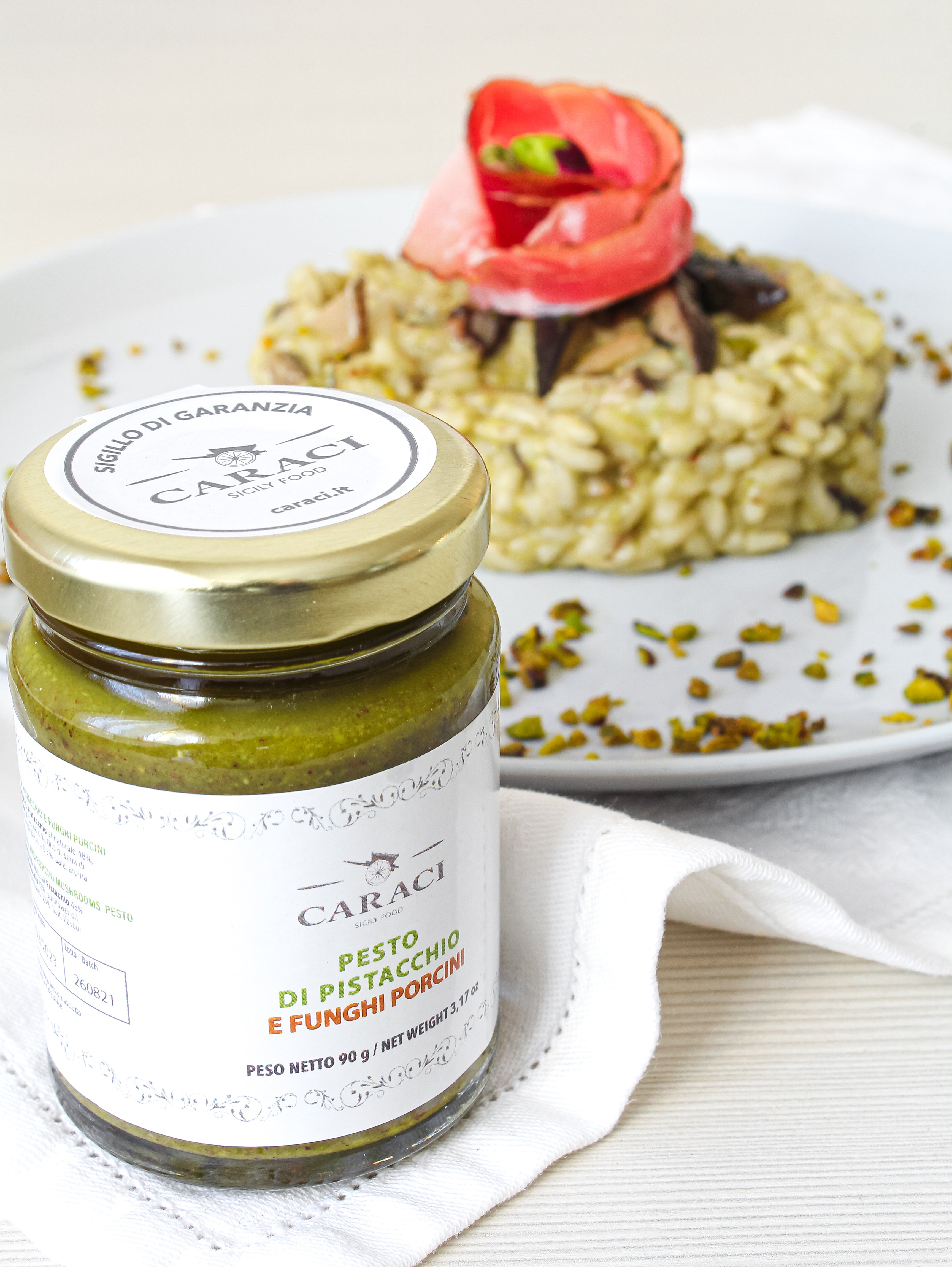 Pistazienpesto und Steinpilze