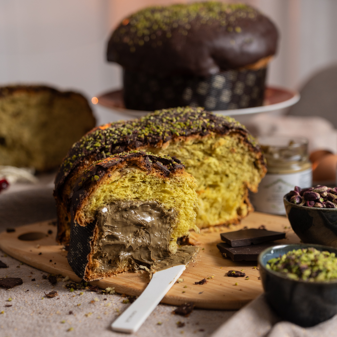 IL FONDENTE - Panettone artigianale al pistacchio di Bronte DOP e Cioccolato fondente + Crema al Pistacchio di Bronte DOP