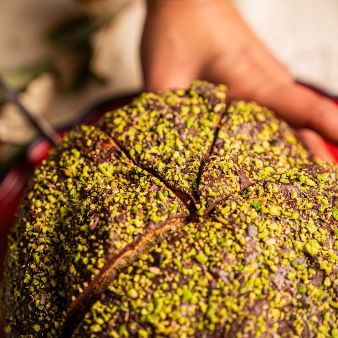 IL FONDENTE - Panettone al pistacchio di Bronte DOP e Cioccolato fondente + Crema al Pistacchio EXTRA di Bronte DOP