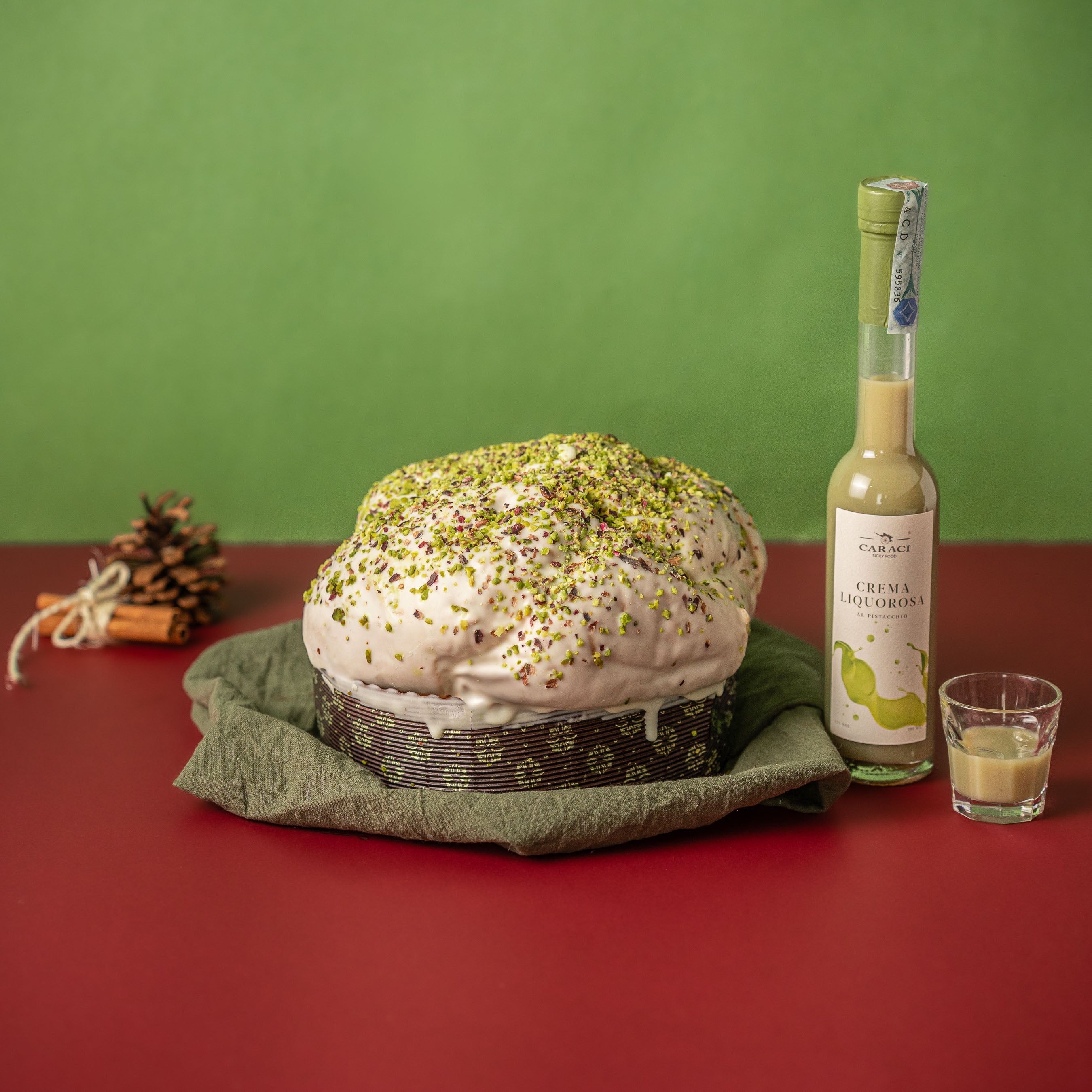 KIT Panettone IL FARCITO ripieno con 400gr di crema di pistacchio + liquore al pistacchio